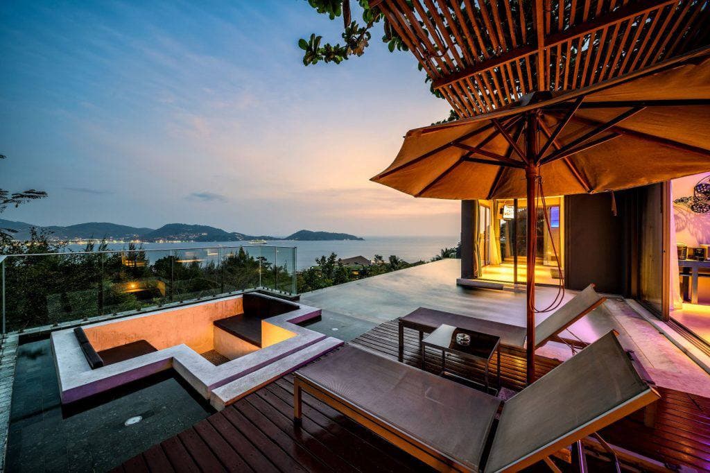 2. Phuket Graceland Resort & Spa